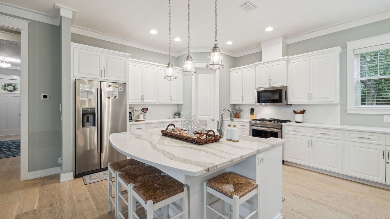 Photo of Kitchen in White's Gulfview