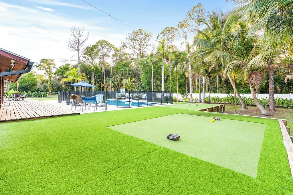 Photo of Outdoor in Jupiter Farms