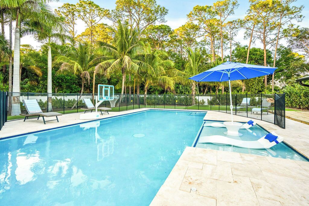 Photo of Outdoor in Jupiter Farms