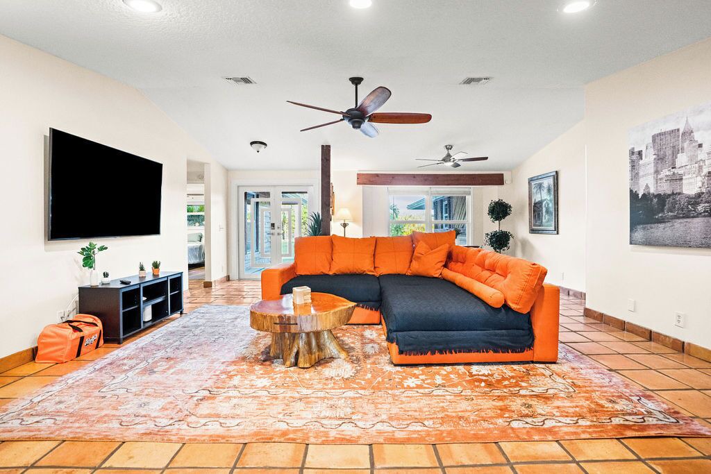 Photo of Bedroom in Jupiter Farms