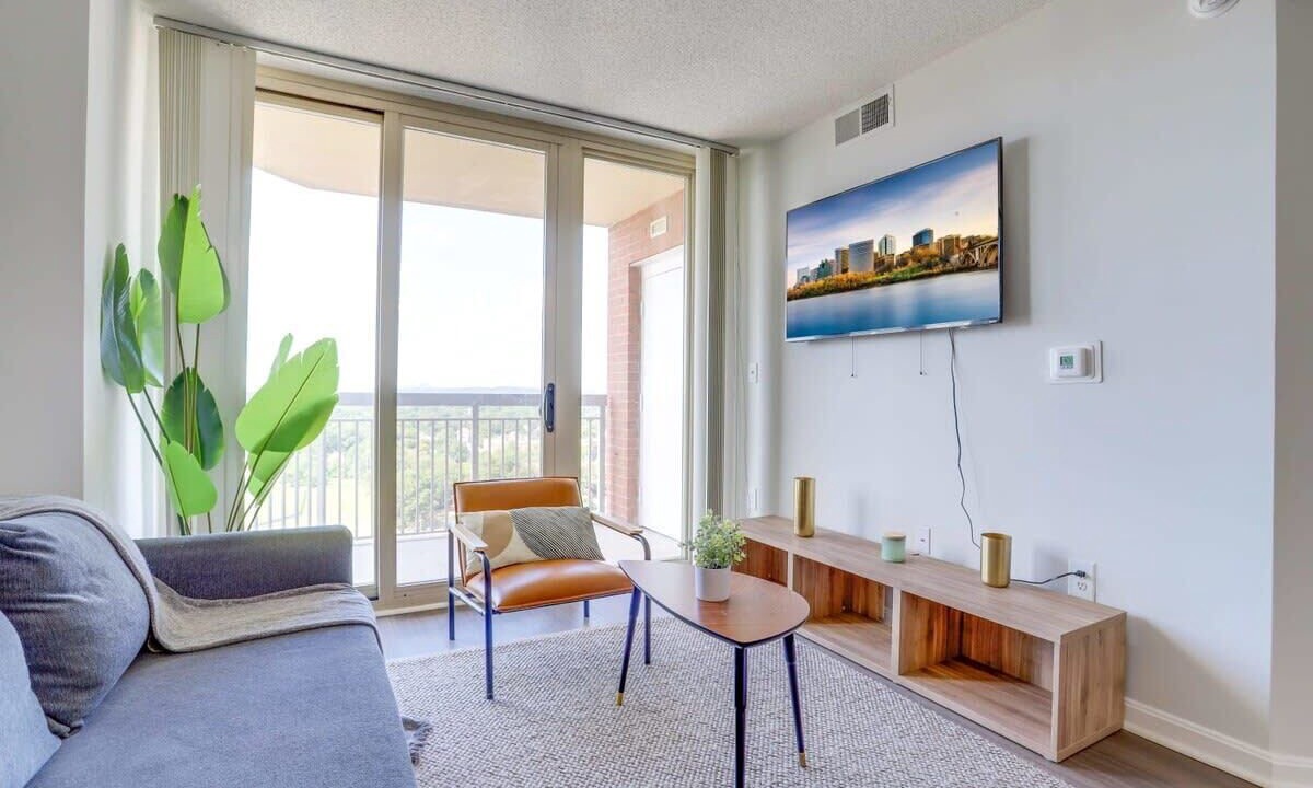 Photo of Livingroom in Ballston