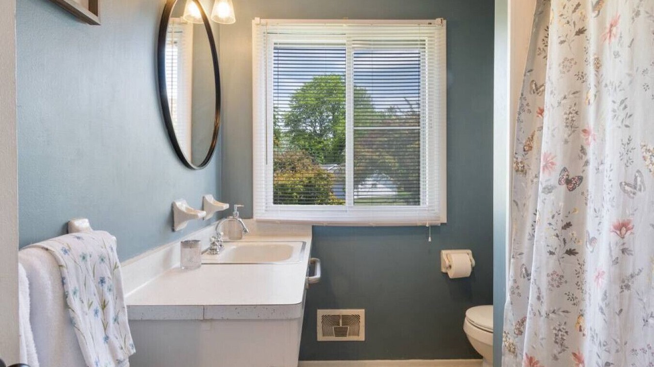 Photo of Bathroom in Henrietta