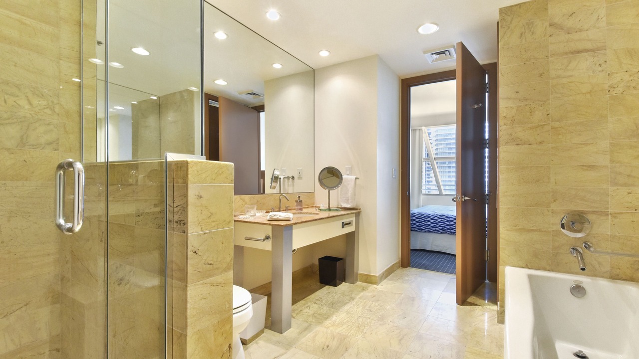 Photo of Bathroom in Brickell