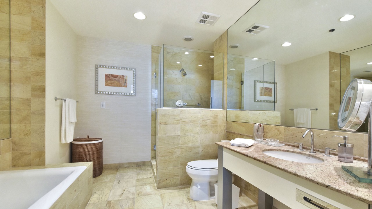 Photo of Bathroom in Brickell