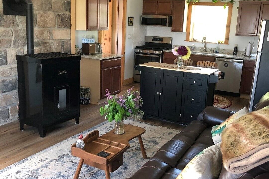 Photo of Livingroom in Sprout Brook