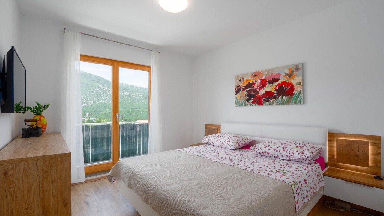 Photo of Others in Omis