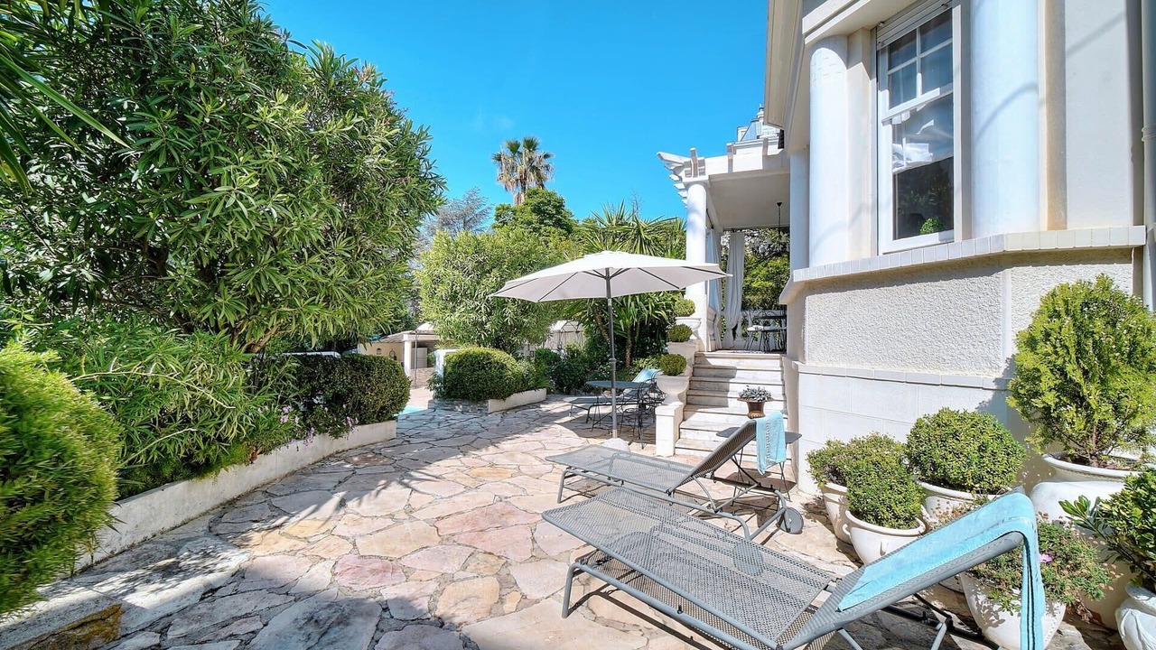 Photo of Patio Balcony in California - Pezou