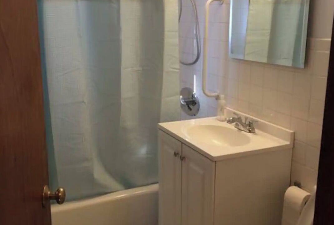 Photo of Bathroom in Great Neck
