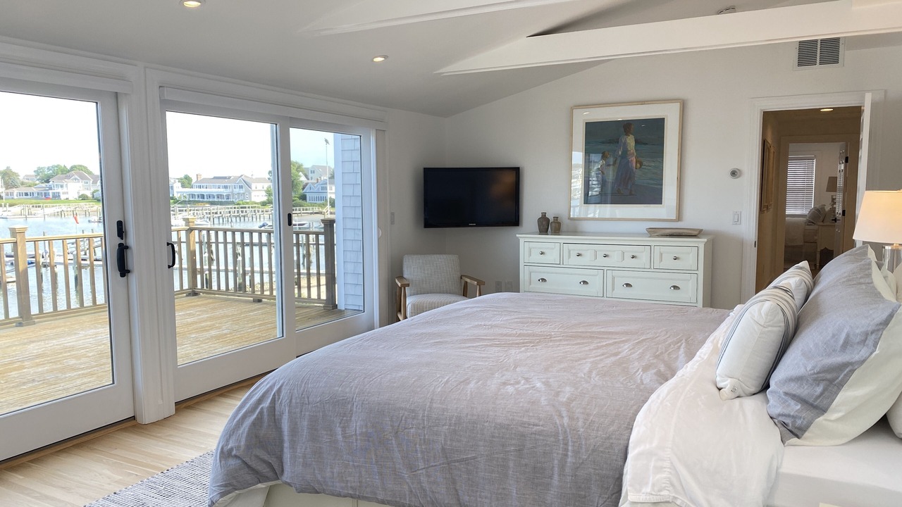 Photo of Bedroom in West Yarmouth