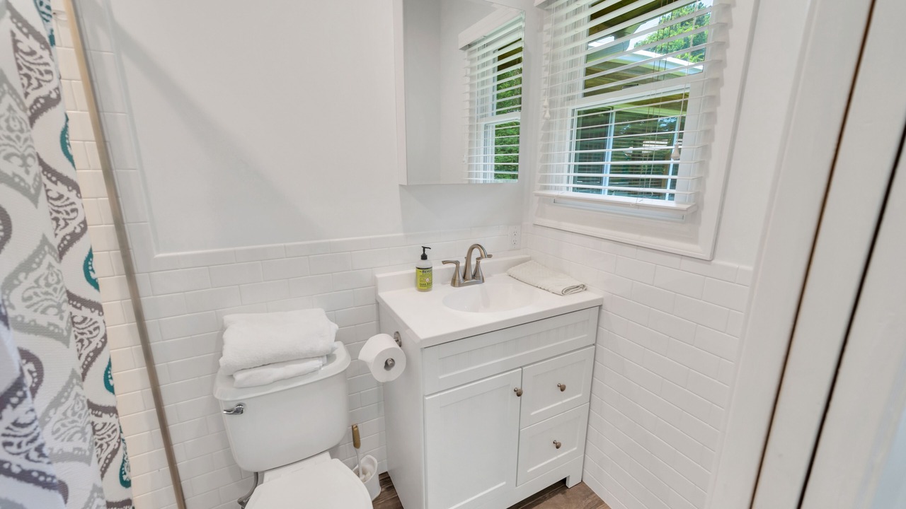 Photo of Bathroom in Shinnecock Hills