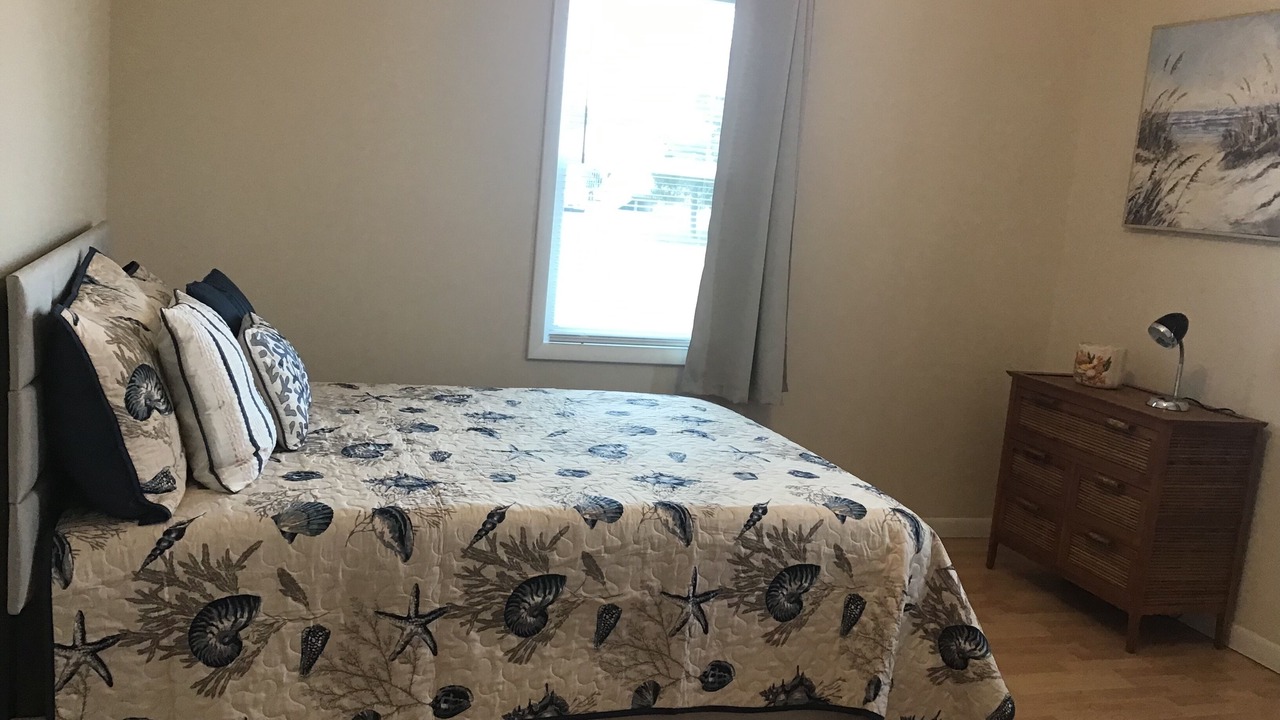 Photo of Bedroom in Captain's Cove