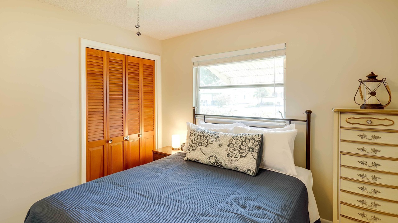 Photo of Bedroom in Catalina Isle Estates