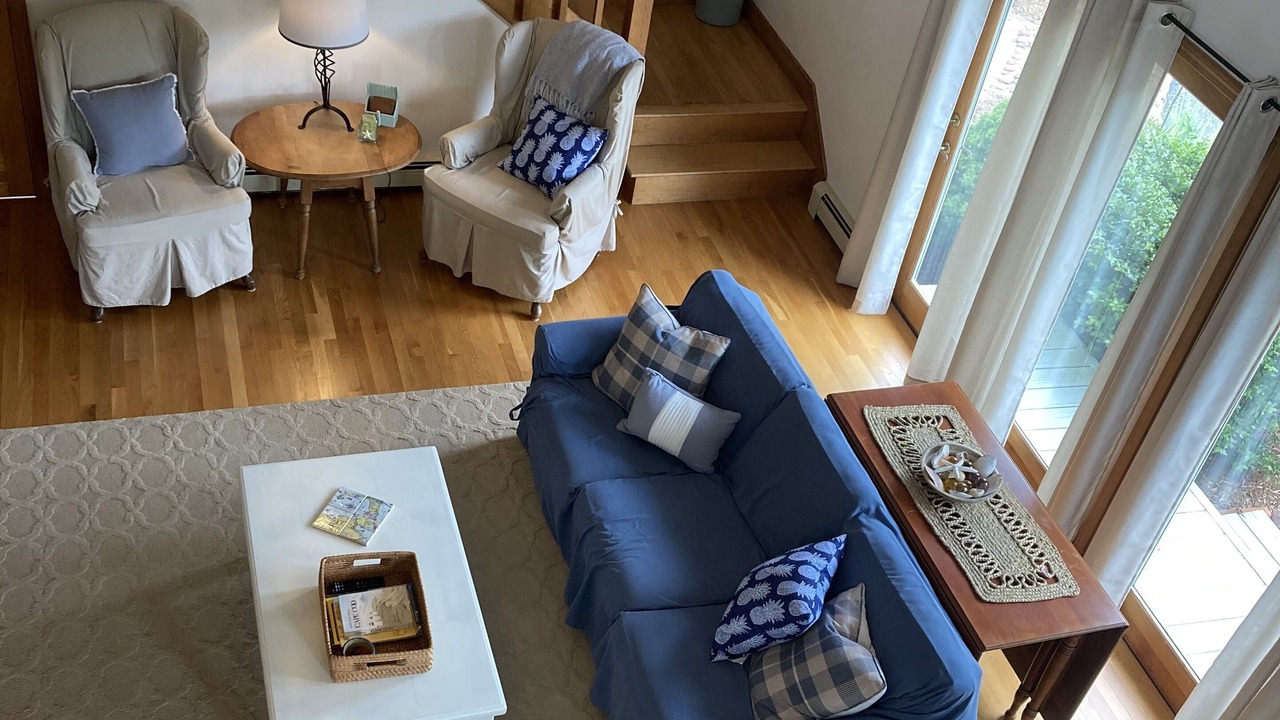 Photo of Livingroom in West Falmouth