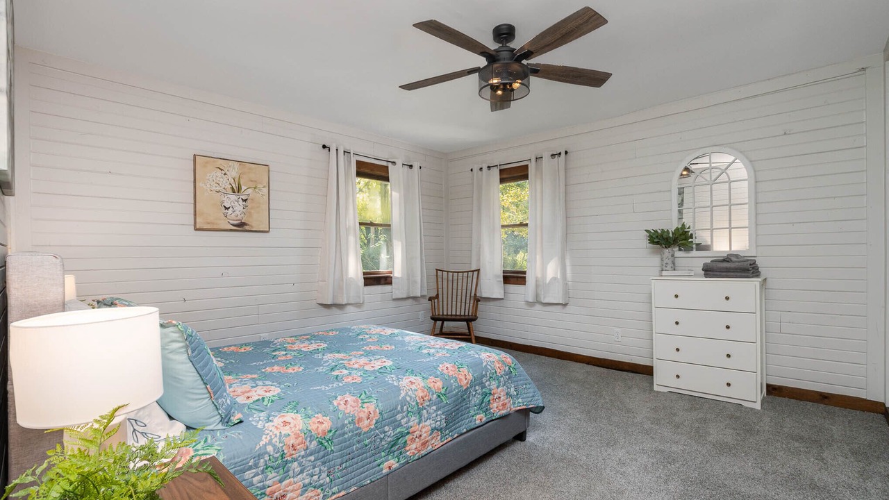 Photo of Bedroom in Brookville