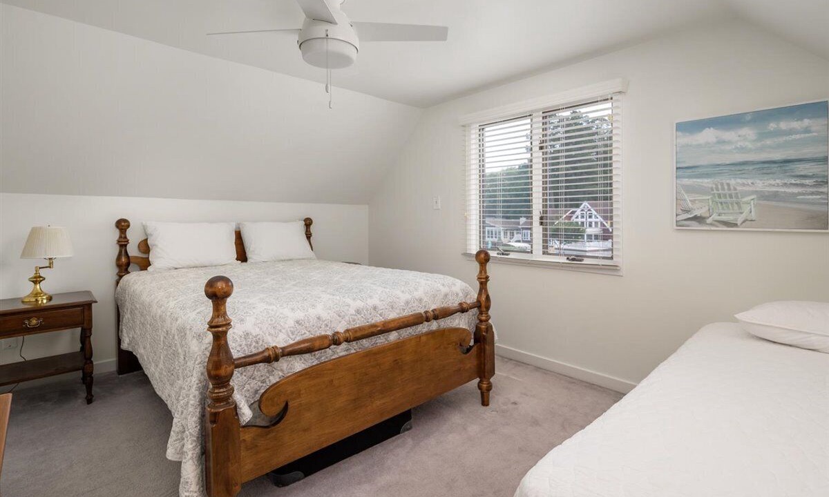 Photo of Bedroom in Ocean Pines