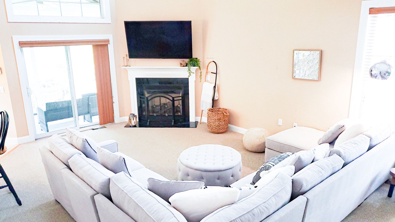 Photo of Livingroom in Pittsfield