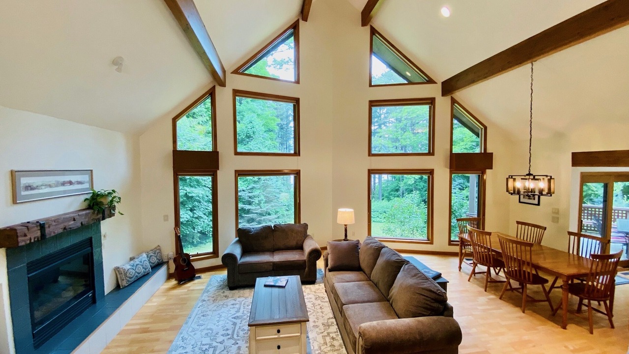 Photo of Livingroom in Lenox Dale