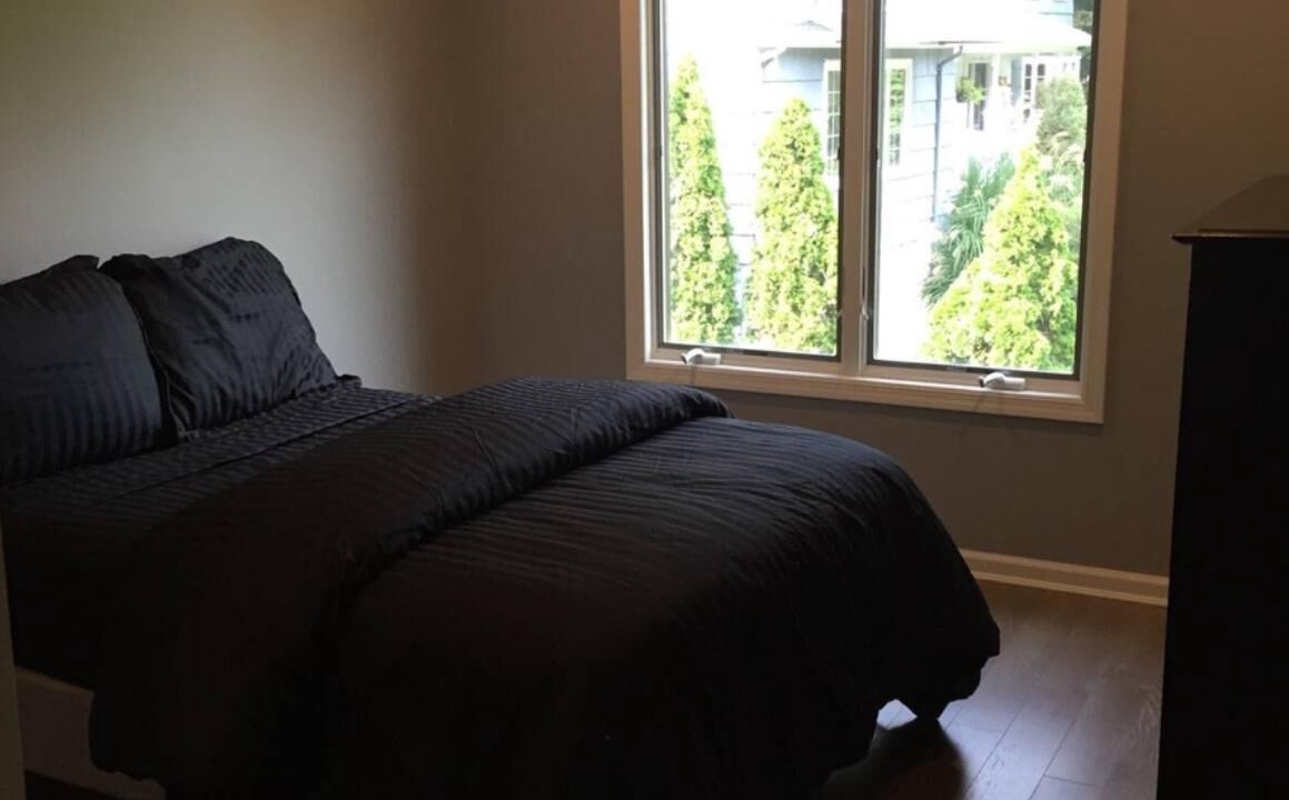 Photo of Bedroom in Huntington