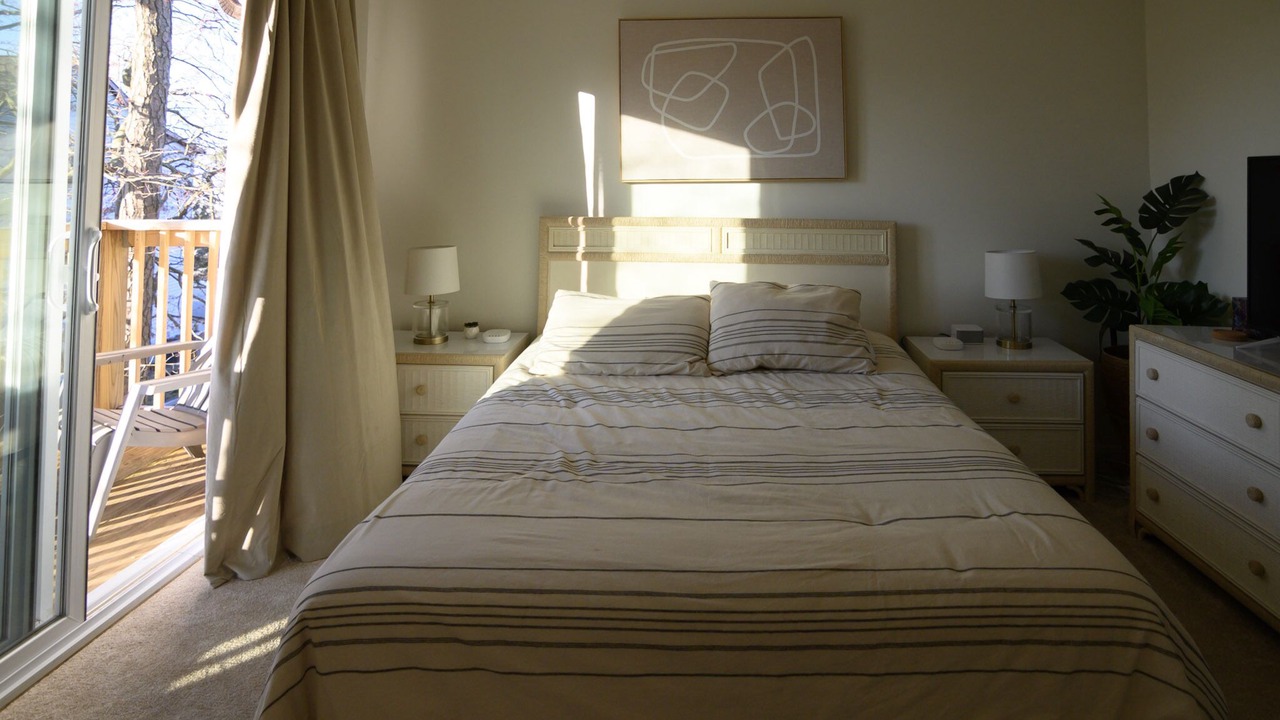 Photo of Bedroom in Caine Woods