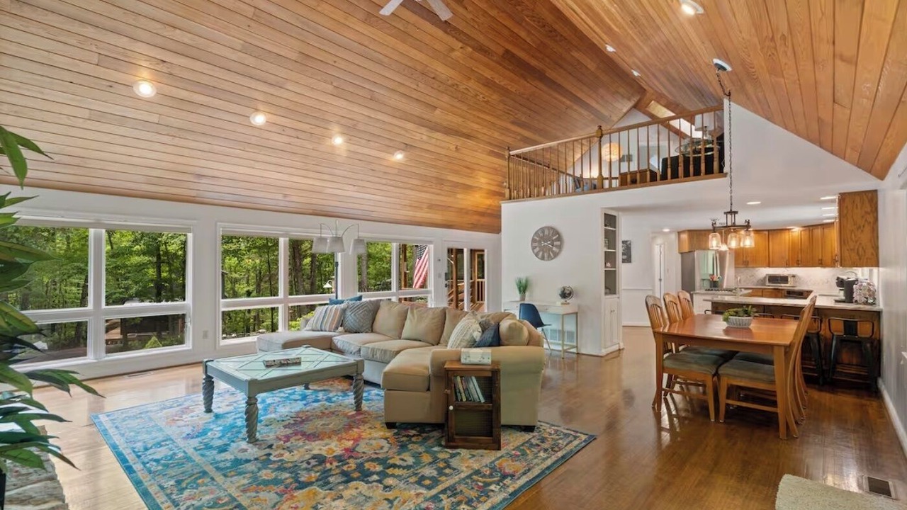 Photo of Livingroom in Basye