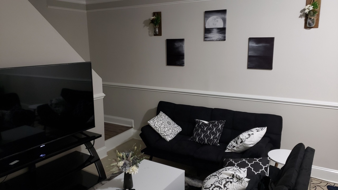 Photo of Livingroom in Dale City