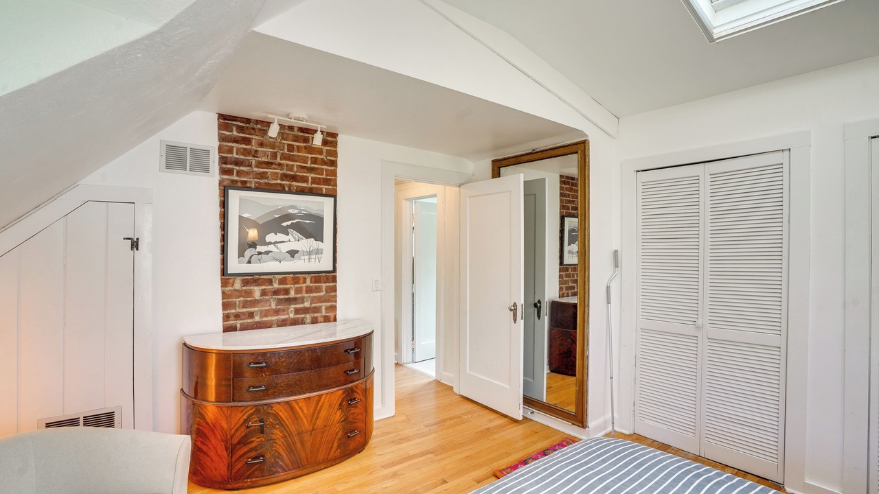Photo of Bedroom in West Hurley