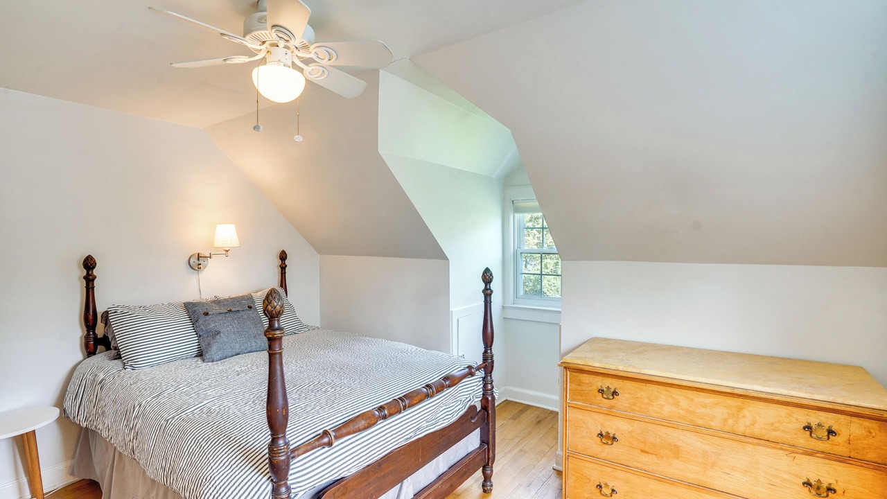Photo of Bedroom in West Hurley