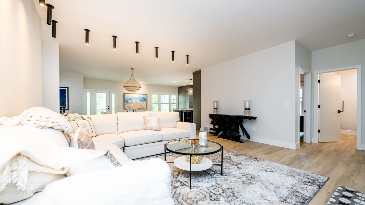 Photo of Bedroom in Grand Beach