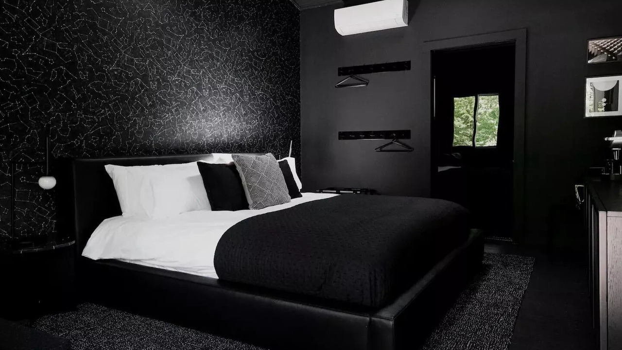 Photo of Bedroom in Phoenicia