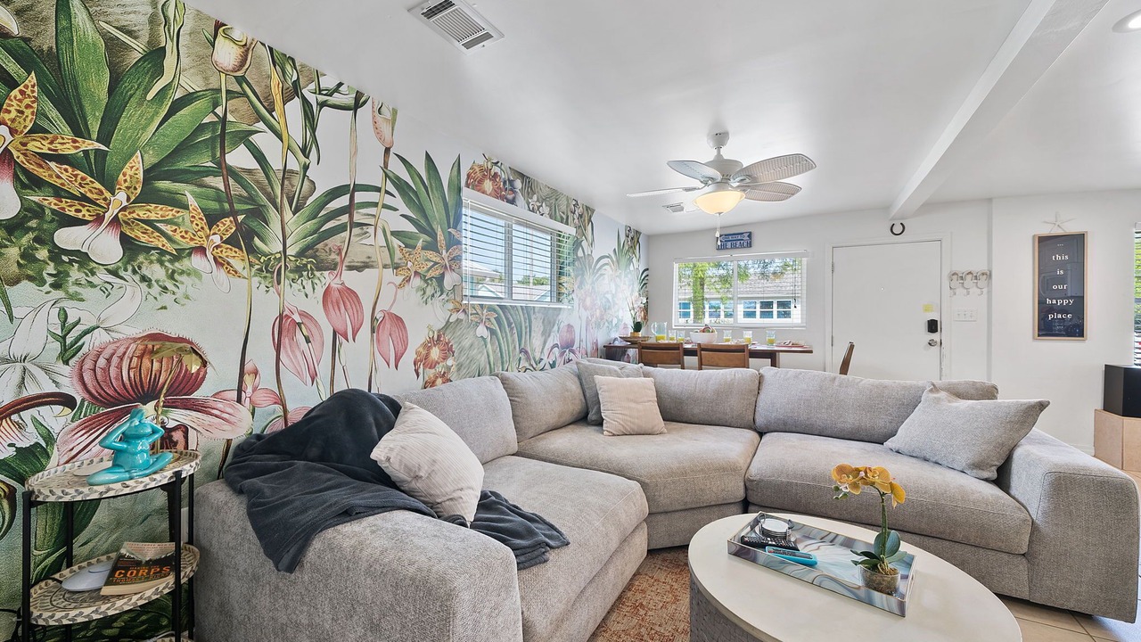 Photo of Livingroom in Laguna Beach