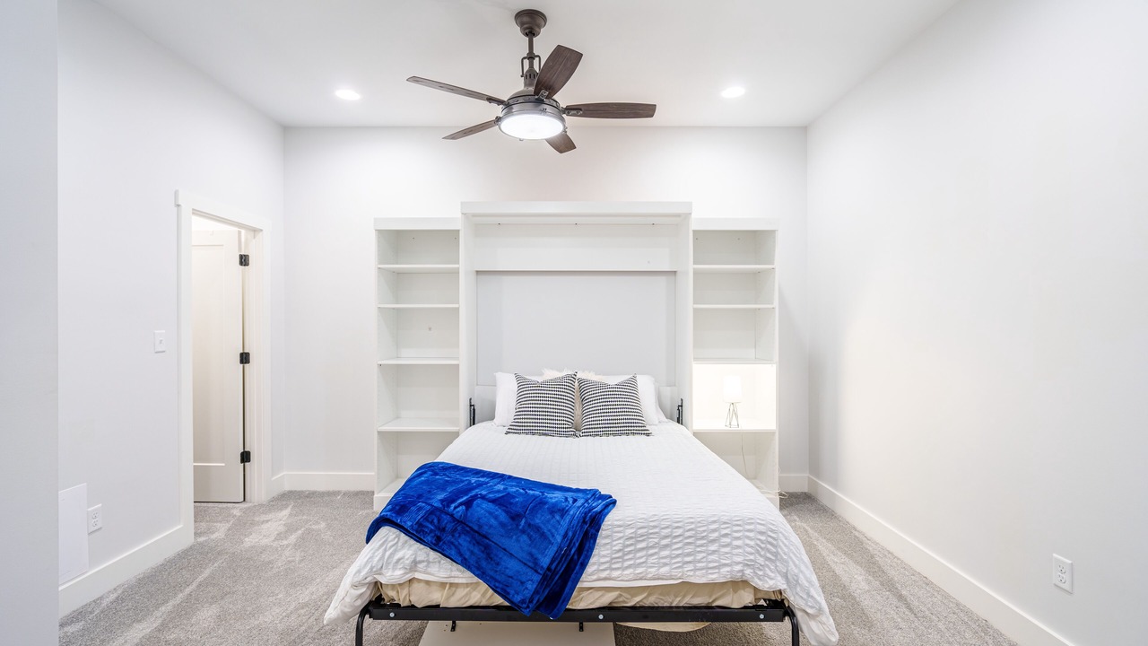 Photo of Bedroom in Fountain Square
