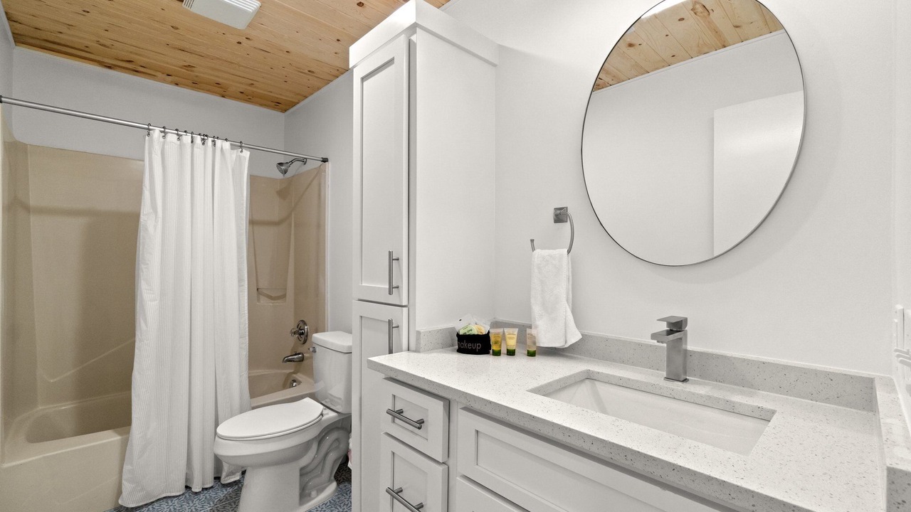 Photo of Bathroom in Sunnyside