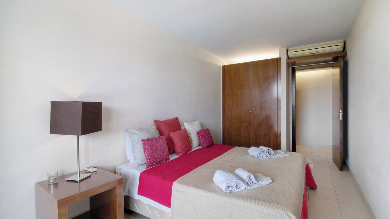 Photo of Bedroom in Salgados
