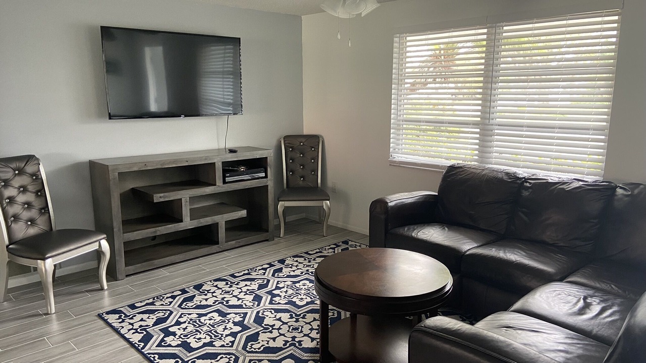 Photo of Livingroom in Laurel