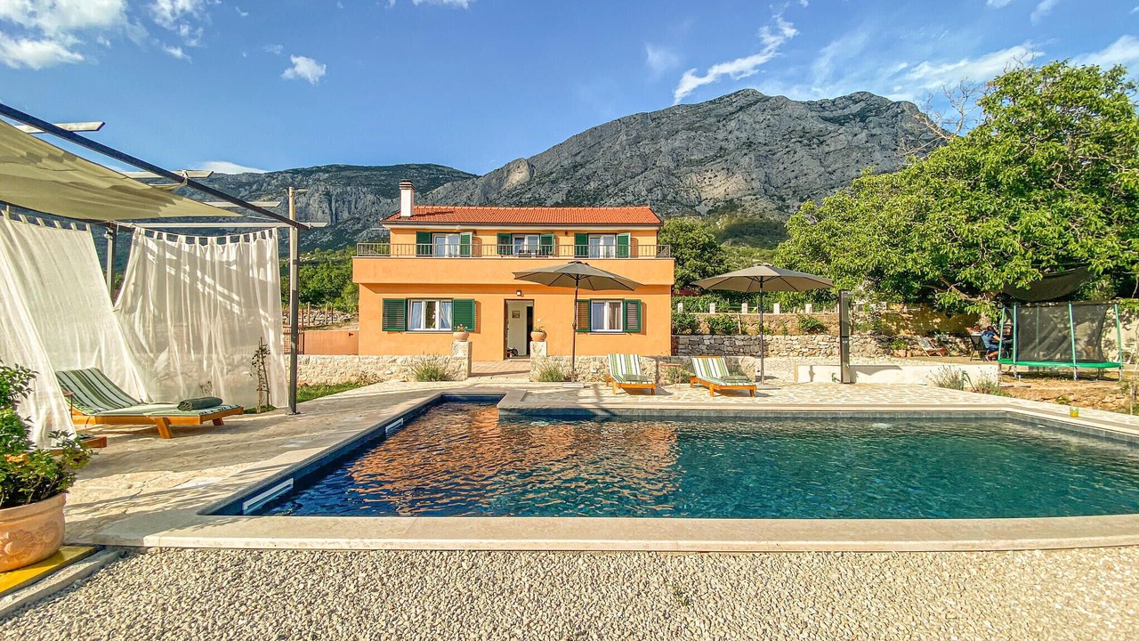 Photo of Outdoor in Cove Tri Zala (Zrnovo)