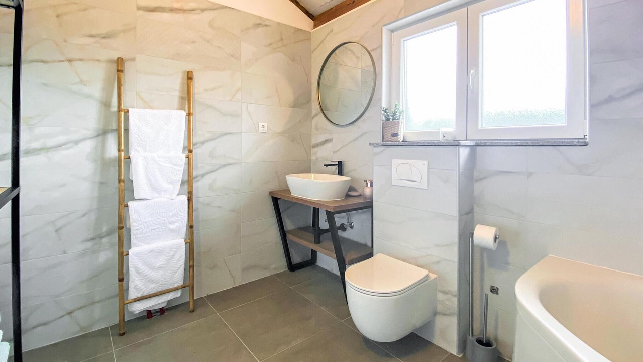 Photo of Bathroom in Cove Tri Zala (Zrnovo)