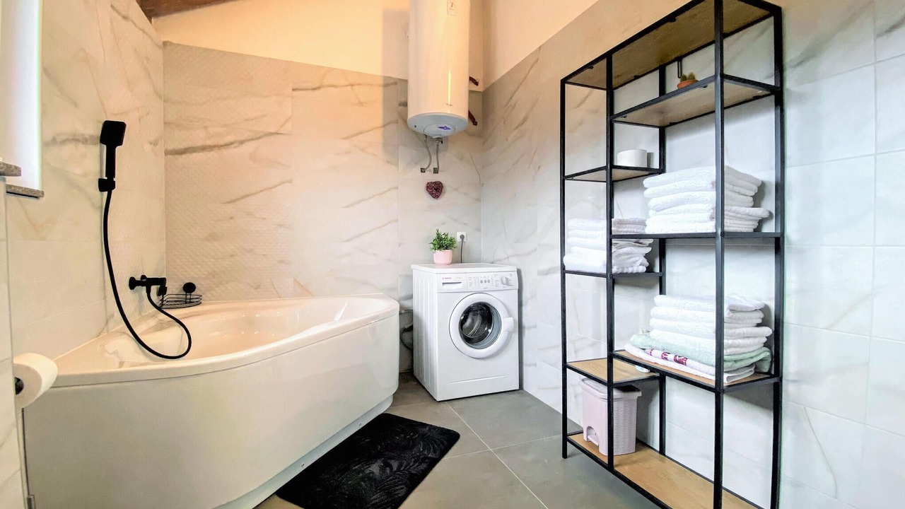 Photo of Bathroom in Cove Tri Zala (Zrnovo)