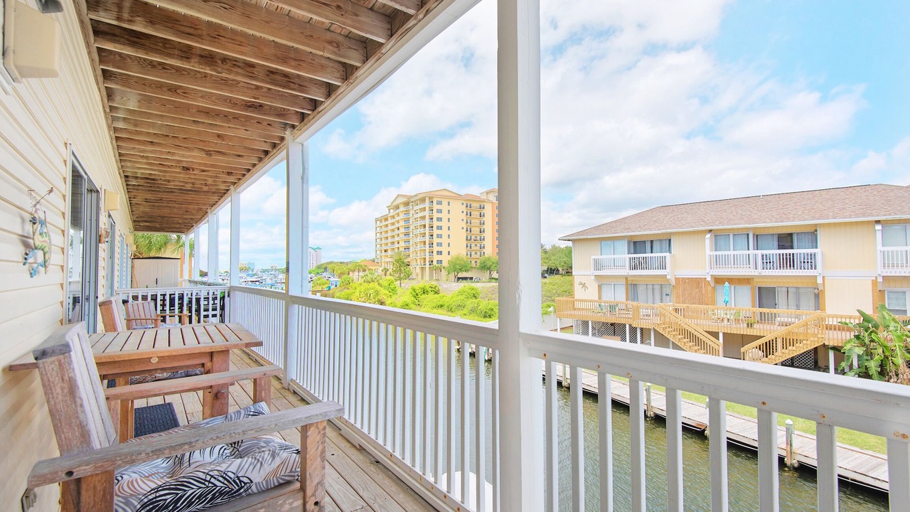 Photo of Patio Balcony in Holiday Isle