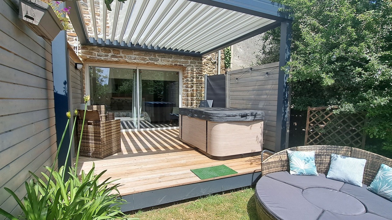 Photo of Patio Balcony in Surzur