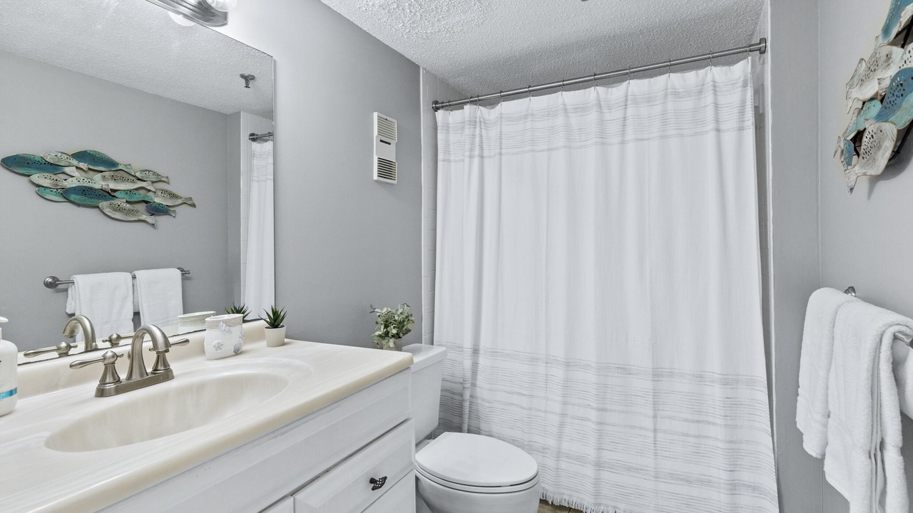 Photo of Bathroom in Holiday Isle