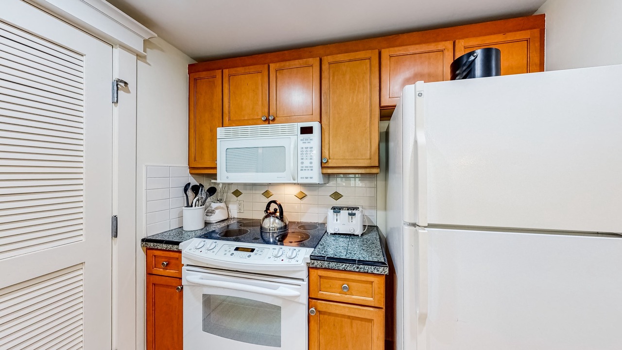 Photo of Kitchen in Baytowne Wharf