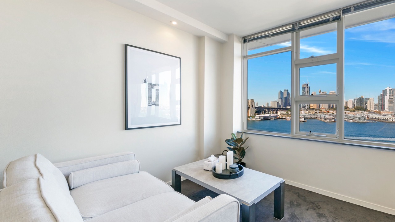 Photo of Livingroom in McMahons Point