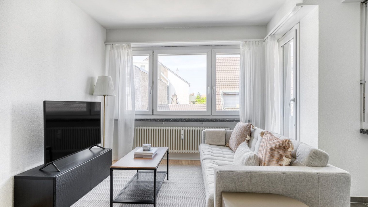 Photo of Livingroom in Iselin