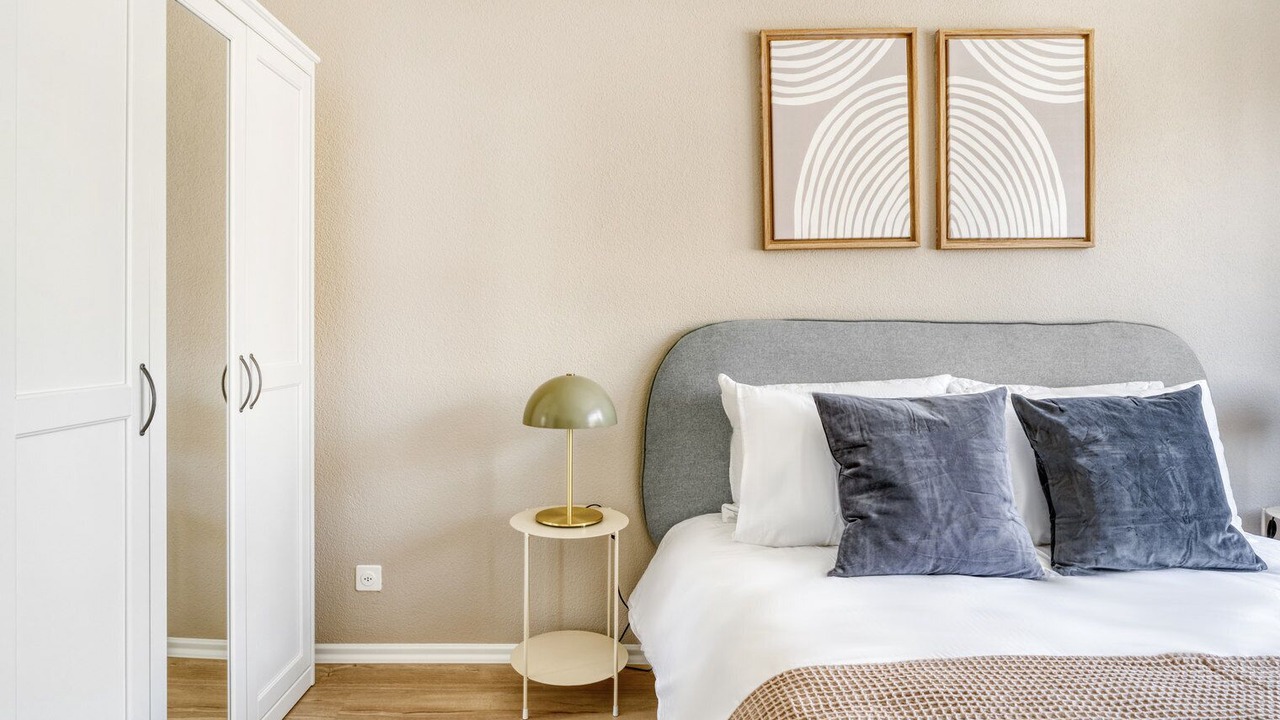 Photo of Bedroom in Iselin
