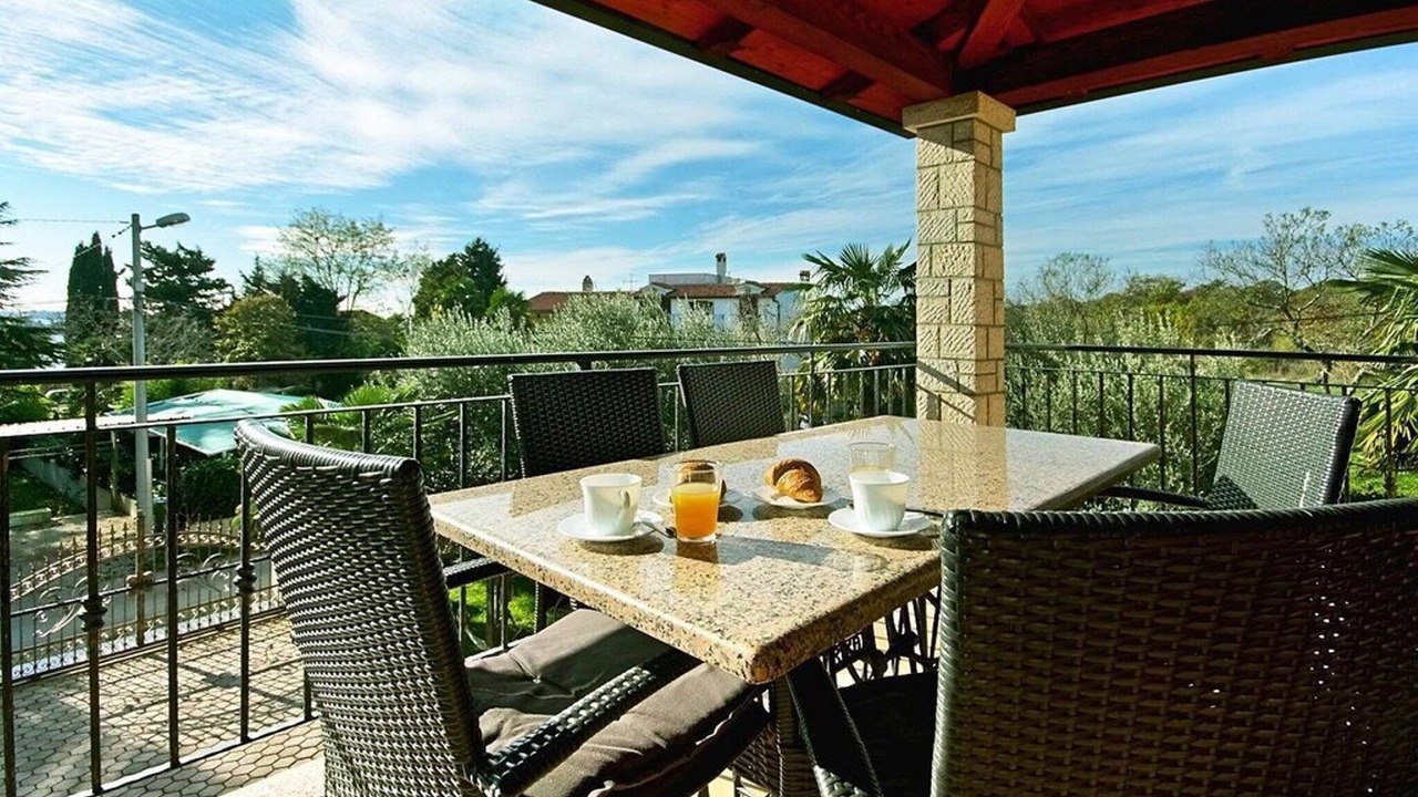 Photo of Outdoor in Cervar
