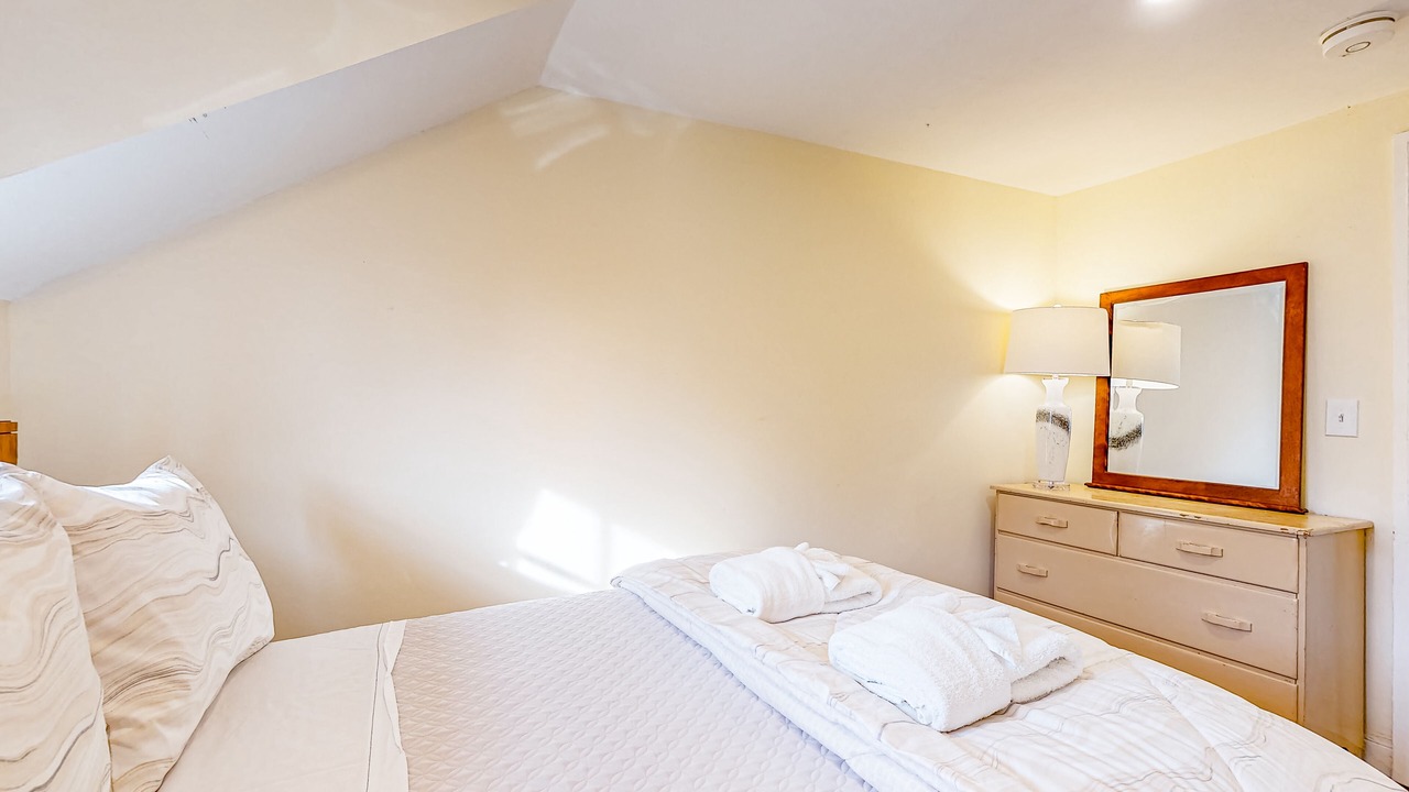 Photo of Bedroom in East Chop