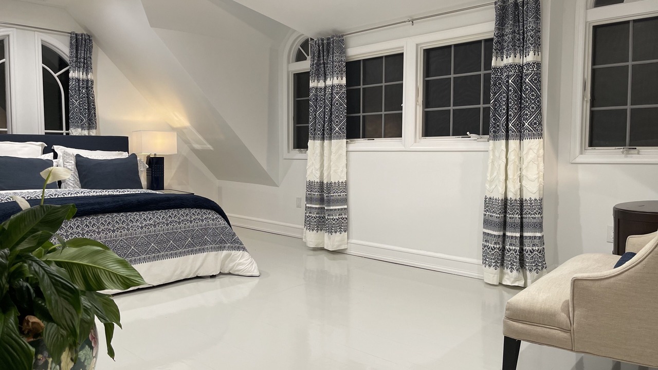 Photo of Bedroom in North Bellport