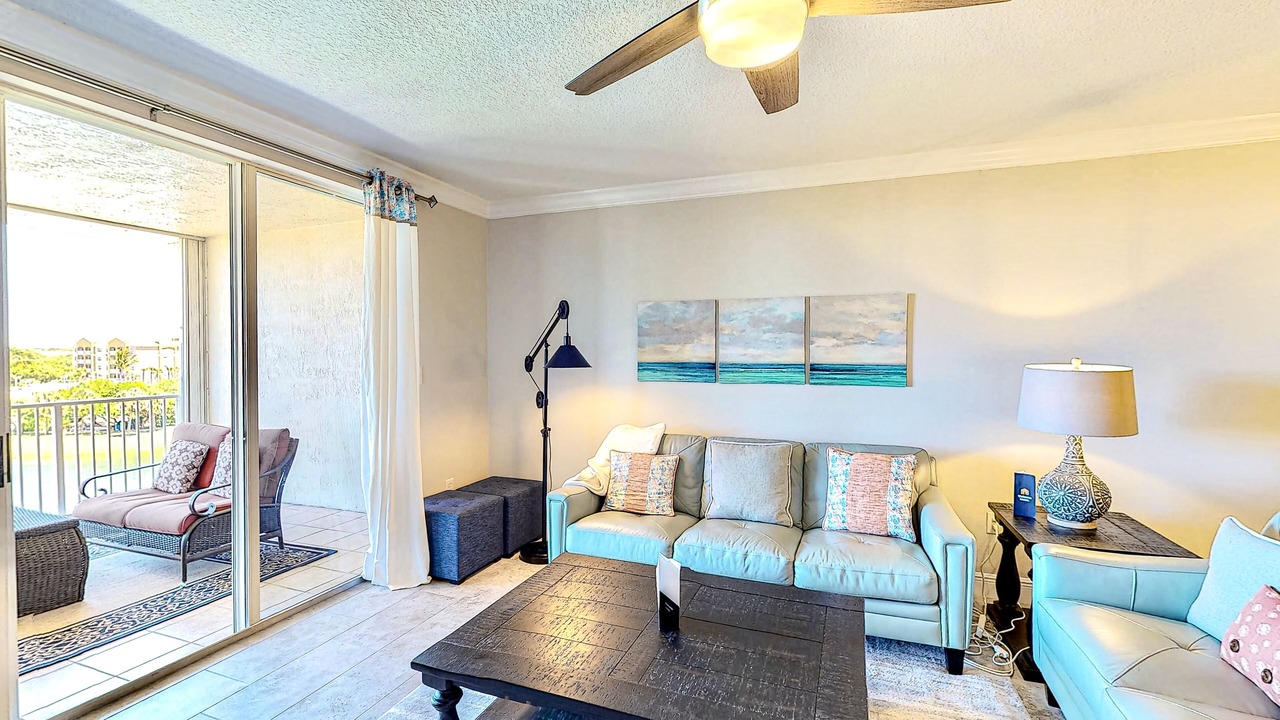 Photo of Livingroom in Port Canaveral