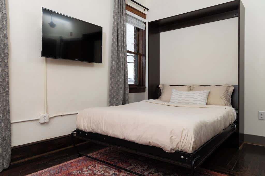 Photo of Bedroom in Roanoke