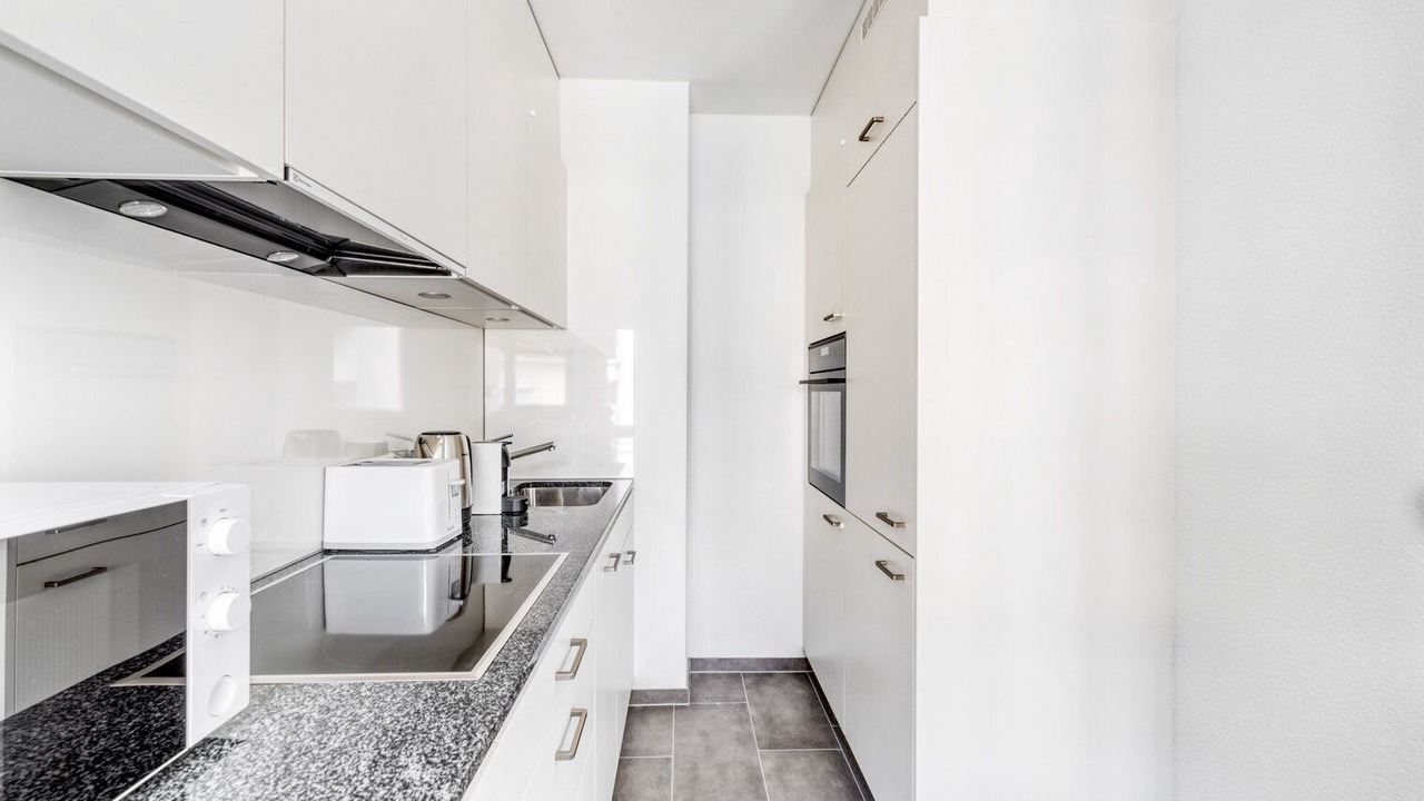 Photo of Kitchen in Iselin